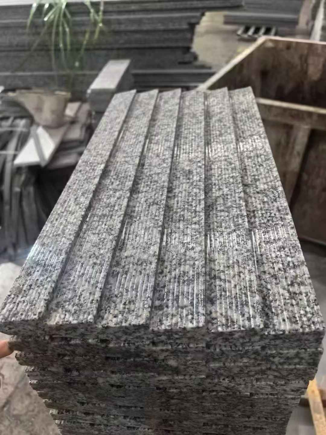 开封 狼牙石