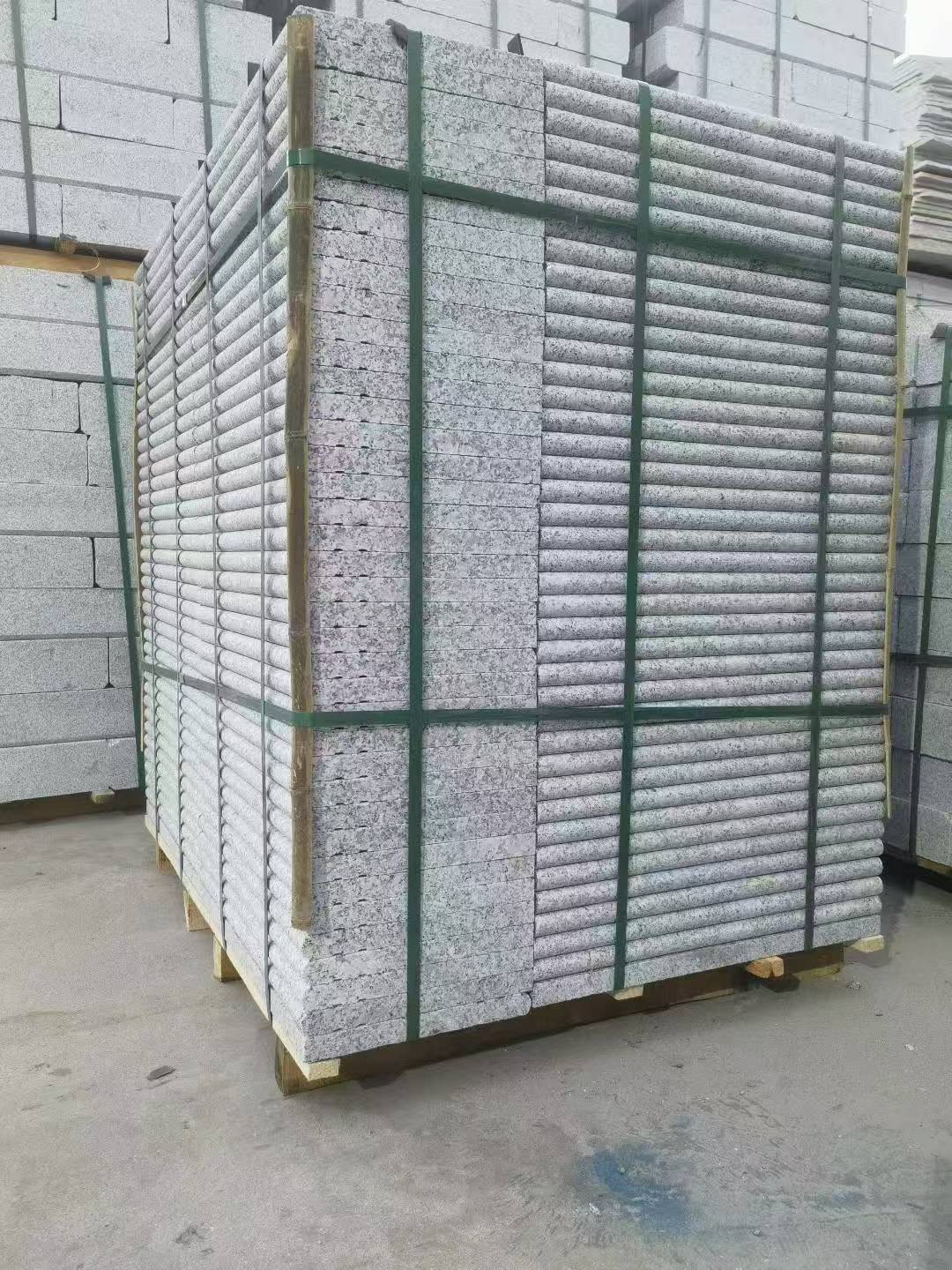 开封 芙蓉白3公分厚磨圆边、拉槽，楼梯踏步