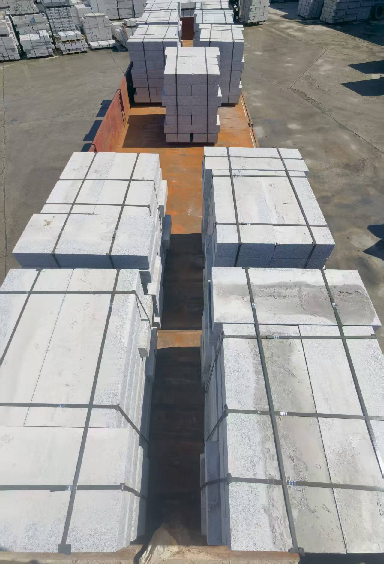 开封 路沿石装车出货