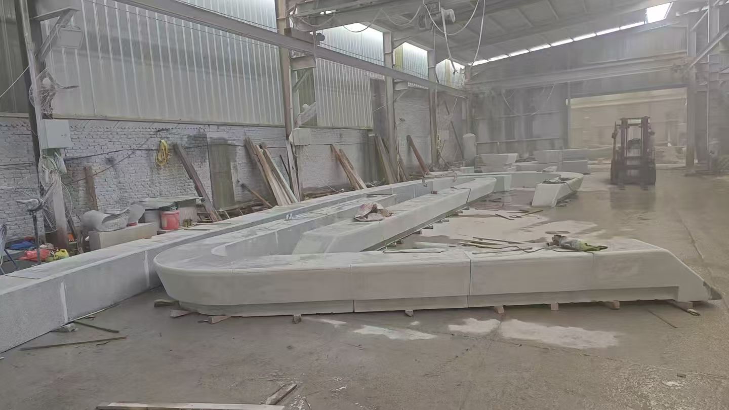 开封 花岗岩整石坐凳拼装