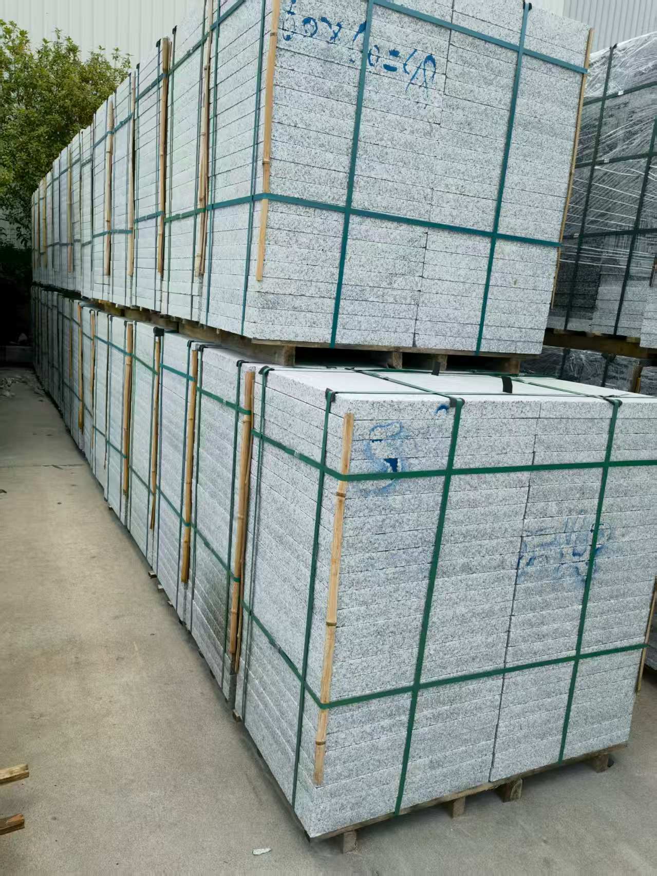 开封 大花芙蓉白火烧成品，市政园林广场地铺石