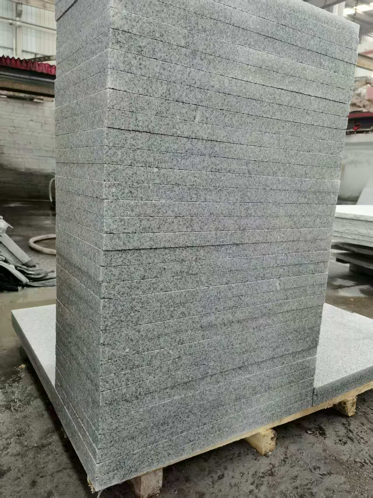 开封 花岗岩 地铺成品300*600，尺寸标准、厚薄均匀