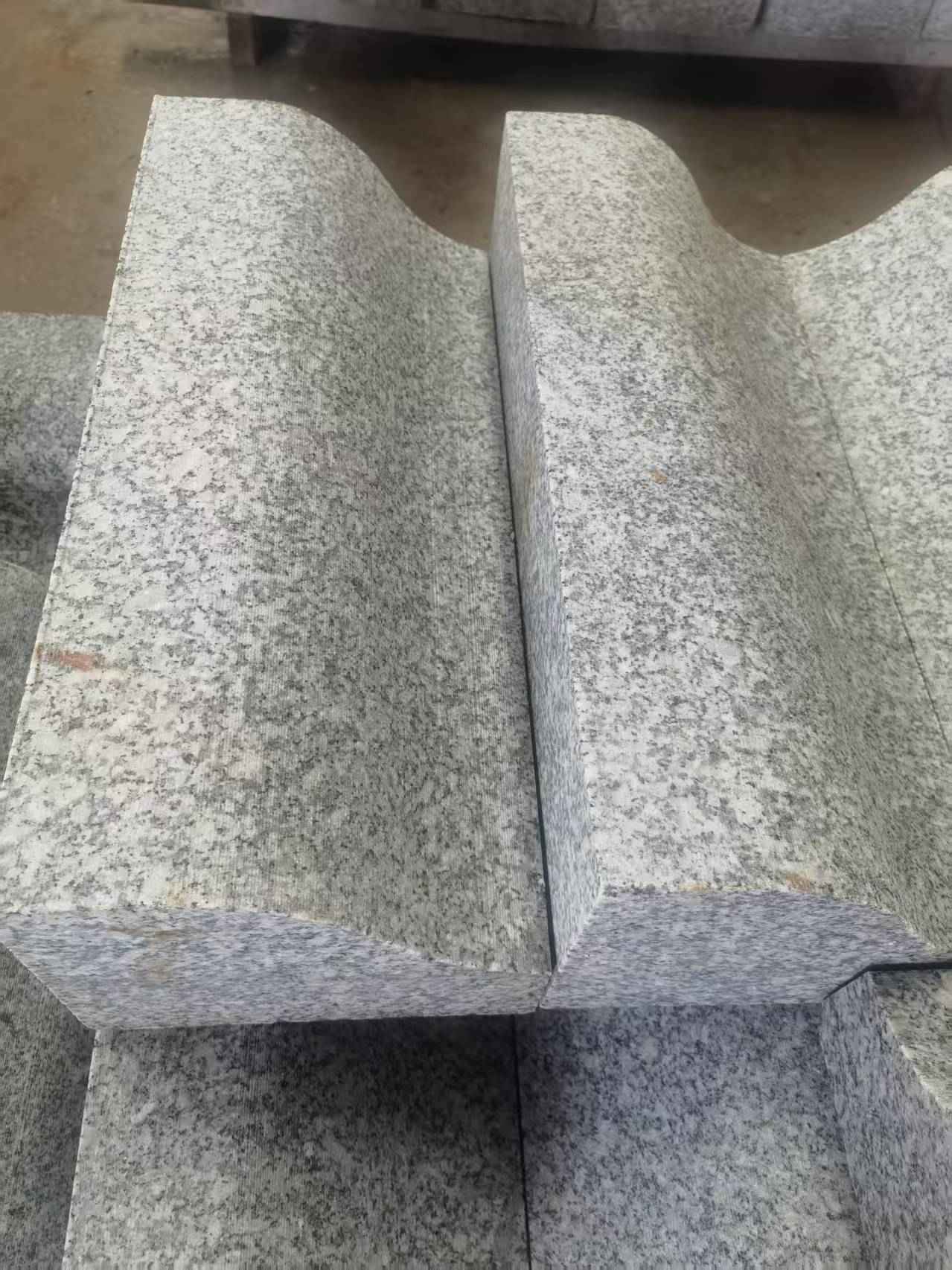 开封芙蓉白S型拉丝面路沿石